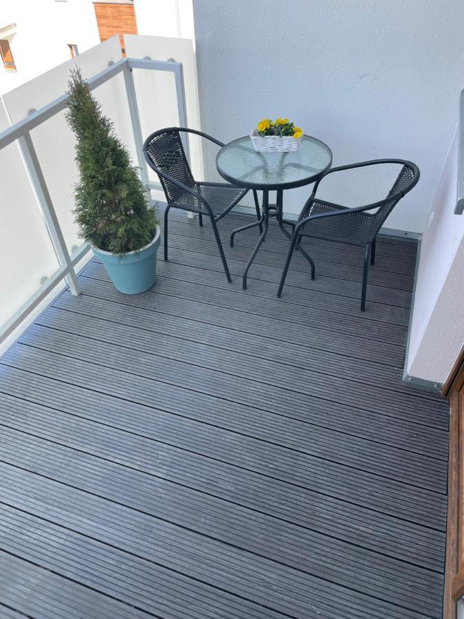 Apartament Royal Chelmonskiego Śrem Exterior foto